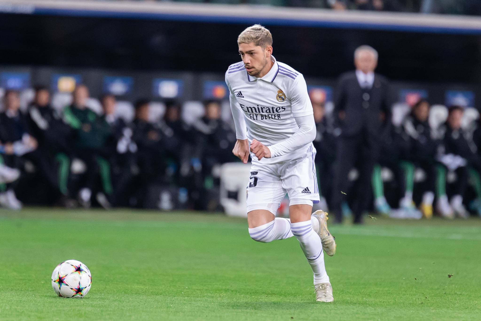 ريال مدريد يستعيد صدارة الدوري الإسباني