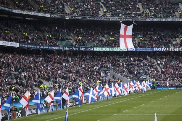 تاريخ منافسة حماسي: إنجلترا تواجه اسكتلندا في مباراة دولية ودية مثيرة