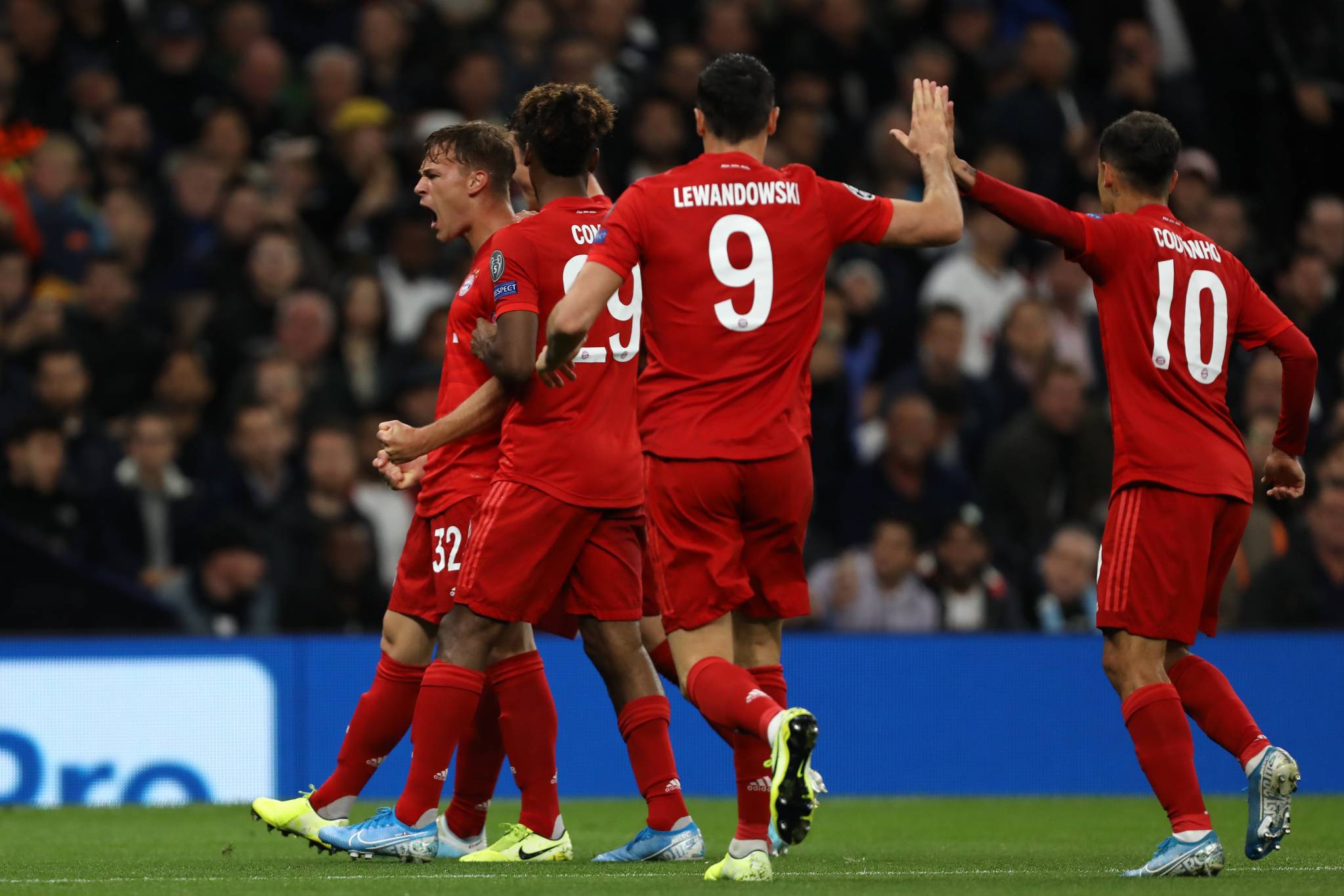 بايرن يهزم يونايتد وأرسنال يسحق أيندهوفن  دوري الابطال 