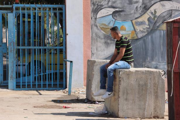 لليوم 12: السلطات الإسرائيلية تواصل إغلاق حاجز بيت حانون