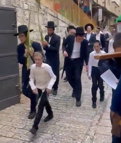 الكنائس الكاثوليكية في فلسطين: 