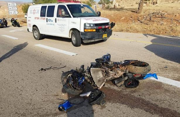 حوادث الطرق: مصرع ثلاثة أشخاص بينهم فلسطيني في حادثين منفصليّن