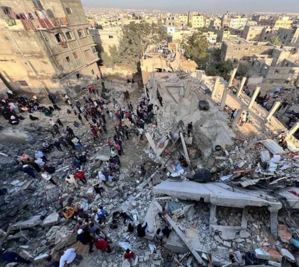 اليوم الـ36 من الحرب على قطاع غزة، طائرات إسّرائيلية تُكثّف قصفها لأحياء القطاع