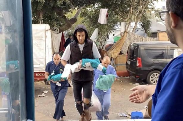 ارتقاء 3 أطفال خدج في مشفى كمال عدوان