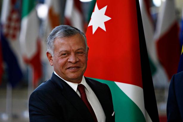 وزير الخارجية القطري  والملك الاردني يستنكران الحرب على غزّة