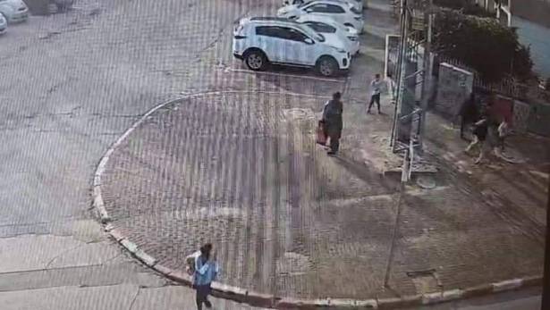 من مكان الجريمة 
