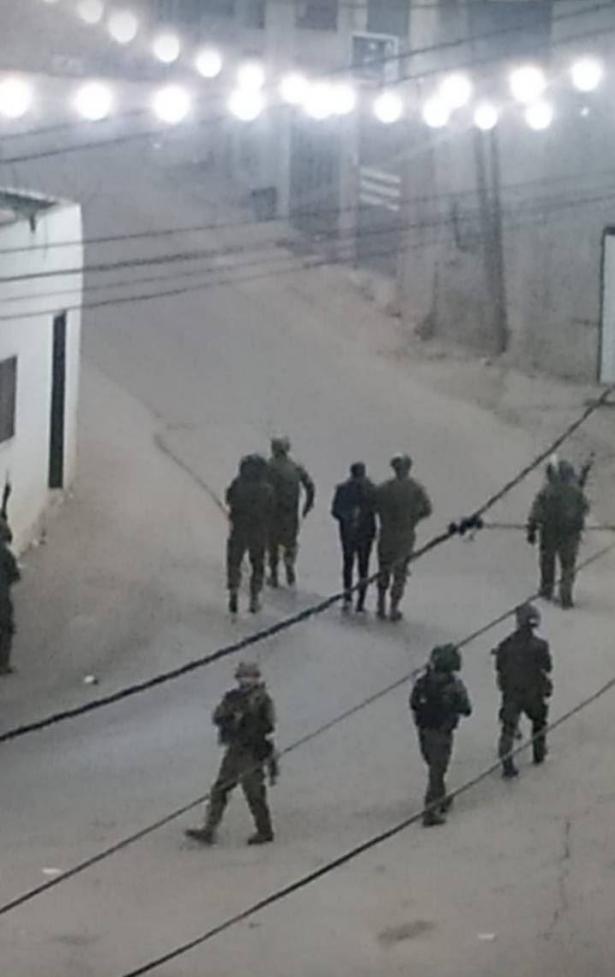 الجيش الاسرائيلي يشن حملة اعتقالات في الضفة الغربية