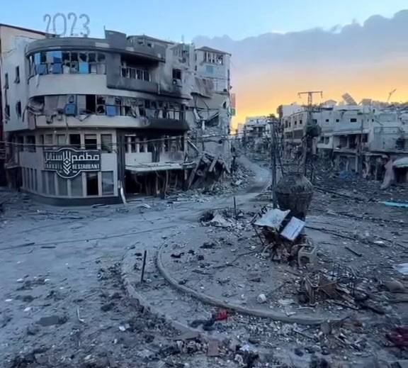 الحرب على غزة لليوم ال95| إطلاق نار كثيف في مخيم المغازي وغارات ليلية في القطاع