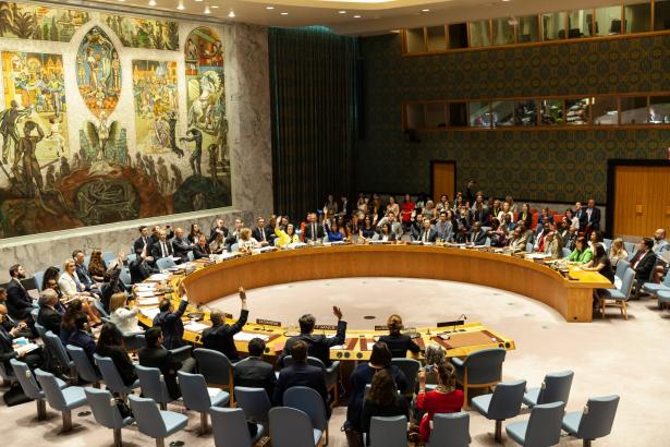مجلس الأمن الدولي يتبنى قرارًا لزيادة المساعدات الإنسانية لقطاع غزة