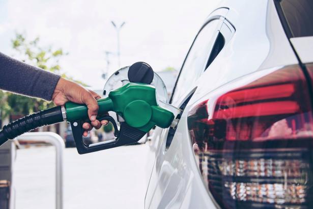 ارتفاع سعر الوقود بمقدار 28 أغورة للتر الواحد