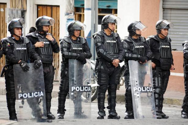 بعد هروب أخطر زعيم عصابة من سجنه، الإكوادور تعلن حالة الطوارئ