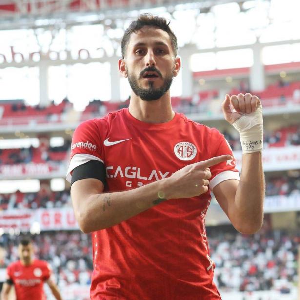 اعتقال لاعب إسرائيلي في تركيا بتهمة دعم الإبادة في غزّة