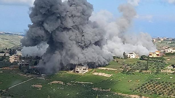 التطورات على الجبهة الشمالية| سقوط صواريخ بالجليل الأعلى وغارات إسرائيلية على جنوب لبنان
