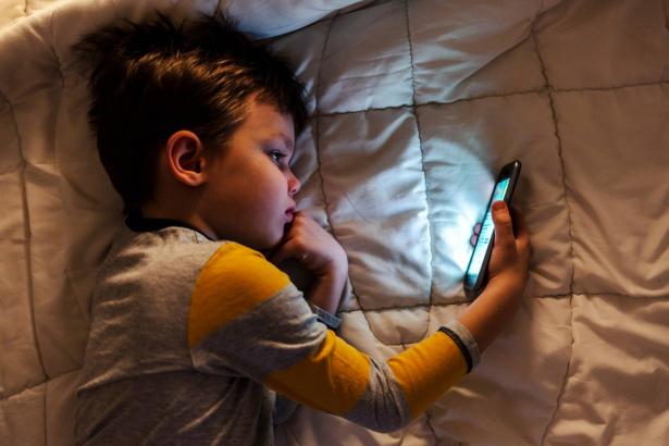 لسلامة الأطفال العقلية، نيويورك تقاضي شركات التواصل الاجتماعي