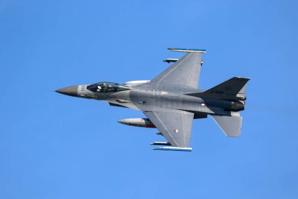 واشنطن تسمح ببيع طائرات اف-16 لتركيا