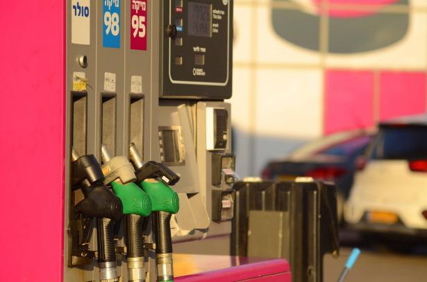 رسميا ارتفاع سعر البنزين بـ13 أغورة مطلع آذار