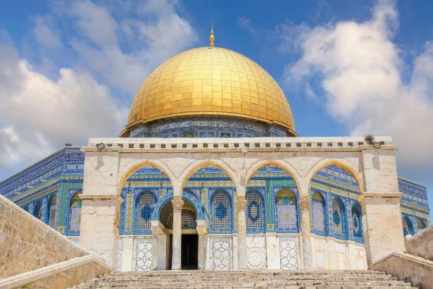 الحكومة تقيد دخول فلسطينيي الداخل والقدس للأقصى في رمضان
