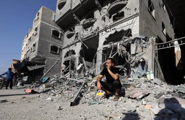 اليوم الـ112 للحرب على غزة| 25900 ضحية وعشرات آلاف المصابين