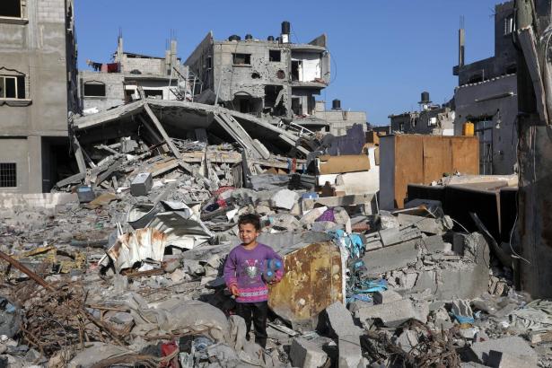 الحرب على غزة لليوم ال132| الجيش الإسرائيلي يقتحم مجمع ناصر الطبي جنوب القطاع