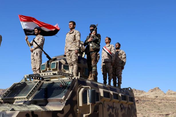 الحوثيون: نفذنا عملية ضد سفينة بريطانية بخليج عدن