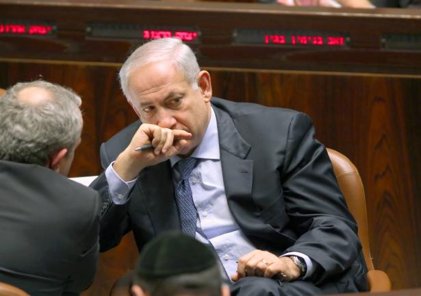 نتنياهو يناشد وزراءه عدم مغادرة حكومته
