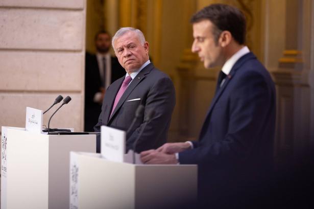 الرئيس الفرنسي والعاهل الأردني يجددان الدعوة لوقف فوري لإطلاق النار في غزة