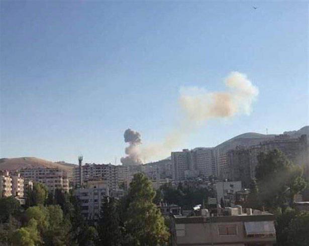 انفجارات في دمشق ناجمة عن اعتراض الطائرات والصواريخ الإسرائيلية