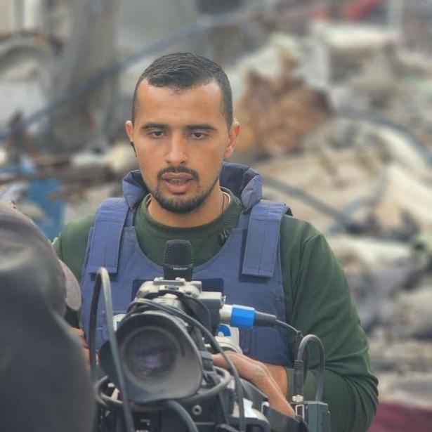 الجيش الإسرائيلي يعتقل عددًا من الصحفيين.. بينهم إسماعيل الغول مراسل الجزيرة