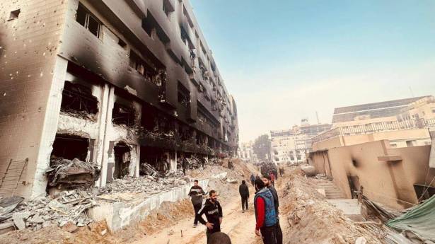 منظمة الأطباء بلا حدود: الشعور بالصدمة والذهول من مشاهد الدمار  في مستشفى الشفاء