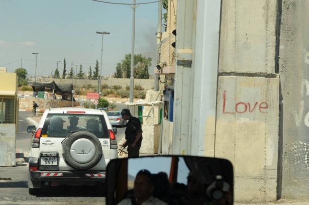 ضبط فلسطينيين بسيارة تحمل لوحة ترخيص فلسطينية في اشدود