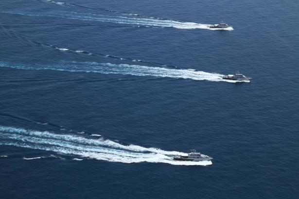 الهيئة البحرية: هجوم يستهدف سفينة شحن في البحر الأحمر