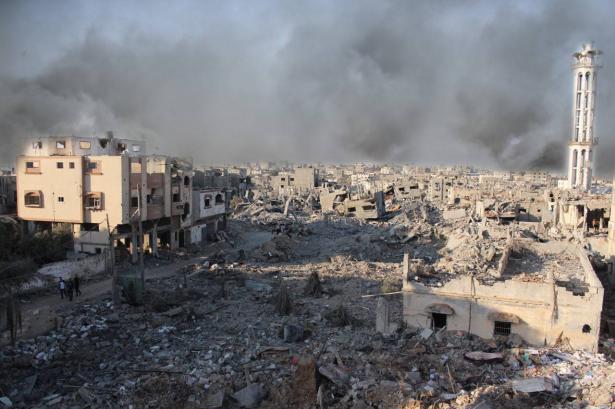 غارات إسرائيلية تستمر في اليوم 212 من الحرب على قطاع غزة