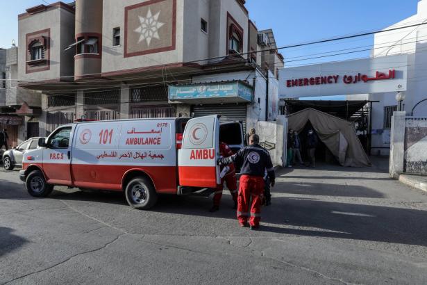 ناجي عباس مدير وحدة الاسرى في منظمة اطباء بلا حدود