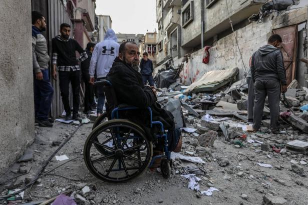 اليوم الـ202 للحرب على غزّة | استعدادات تجري لإجلاء النازحين لاجتياح رفح
