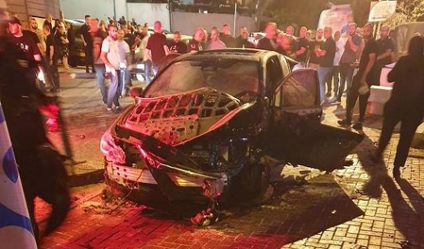 الطيبة: إصابة شاب بجراح خطيرة اثر انفجار مركبة