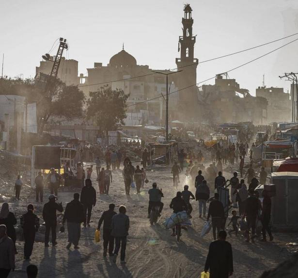 الأونروا: 800 ألف شخص ينزحون من رفح بعد بدء الهجمات الإسرائيلية