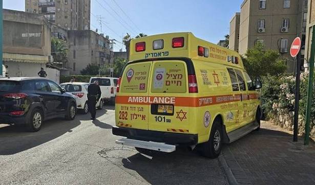 تصوير نجمة داوود الحمراء - توضيحية