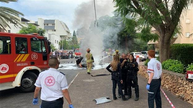 من مكان الإنفجار - تصوير نجمة داوود الحمراء