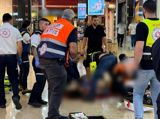 من مكان العملية في كرمئيل- تصوير طاقم الإنقاذ   
