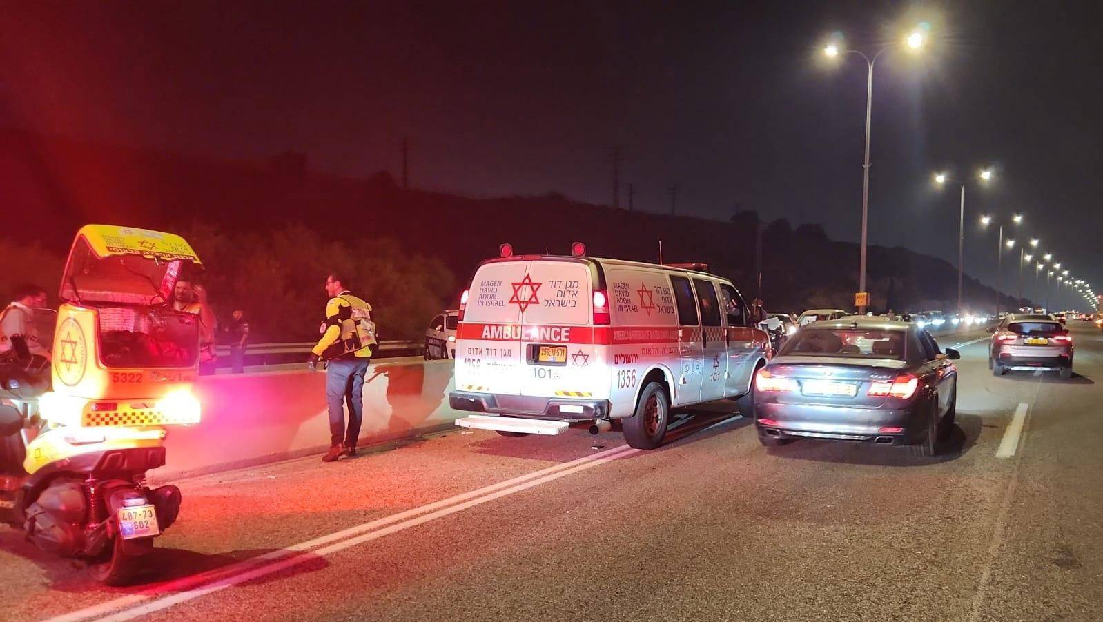 تصوير - نجمة داود الحمراء 