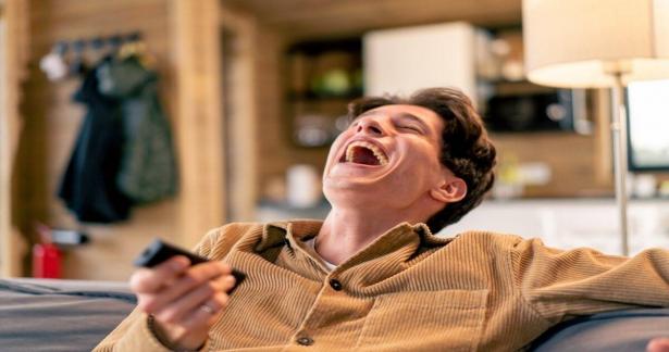 shutterstock_ guys_who_shoot
