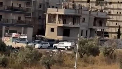 الجرافات الإسرائيلية تهدم منزل في الجديدة المكر