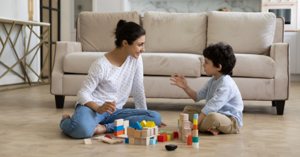 كيف تهذب سلوك طفلك من الولادة حتى المدرسة؟ نصائح لكل مرحلة عمرية