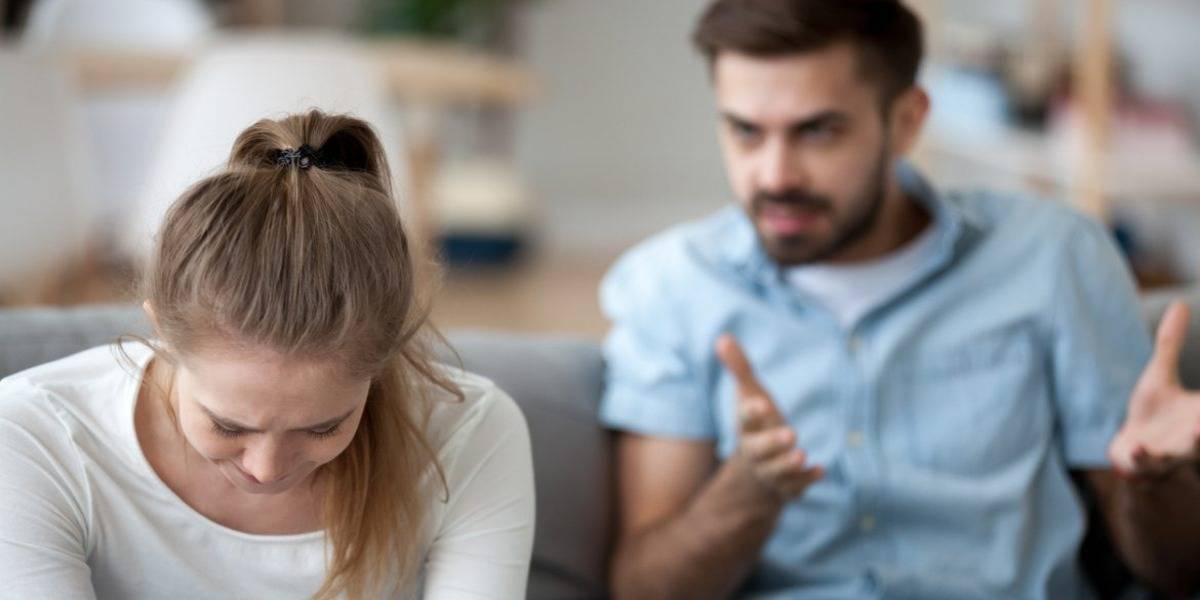 من هو الشخص النرجسي وما صفاته؟ وكيف نتعامل معه؟