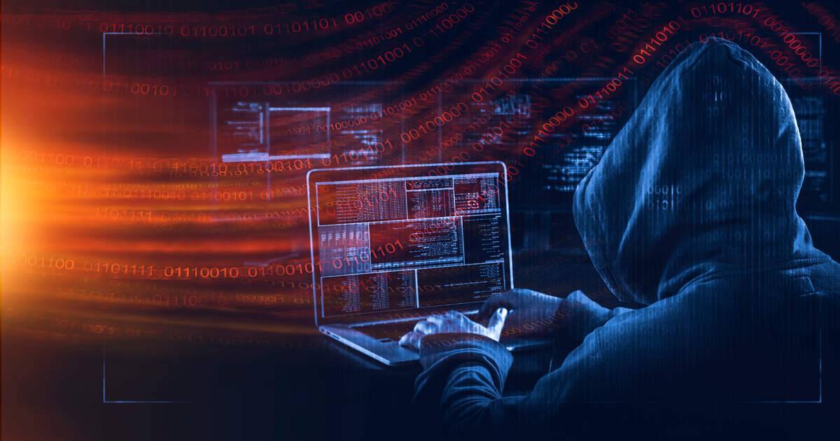 أسامة أبو عبيد: هذه التطبيقات "قنبلة موقوتة" في أيدي أبنائنا ويجب الحذر منها
