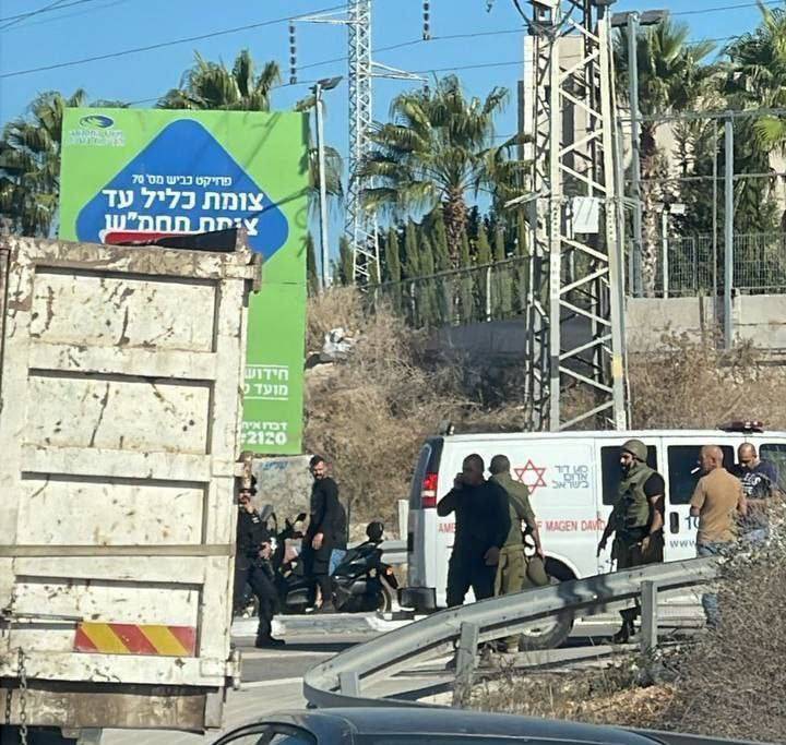 نقل إصابات متوسطة جراء سقوط صواريخ من لبنان على نهاريا