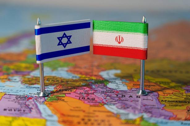أ.د. أيمن يوسف: الرد الإيراني سيكون محكومًا بالعقلانية.. والتصعيد حاليًا يصب في مصلحة ترامب