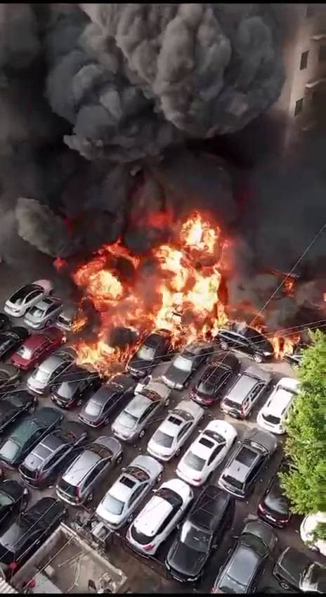 من موقع الحريق في الحمرا - شهود عيان