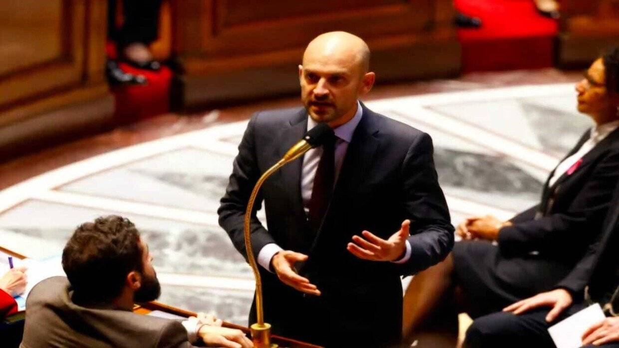 وزير الخارجية الفرنسي-وسائل تواصل 