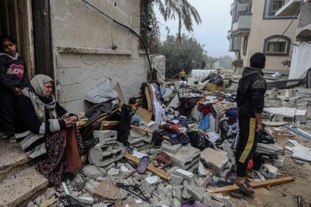الحرب على غزة لليوم الـ432|قصف مستمر بمناطق متفرقة وارتفاع حصيلة الضحايا